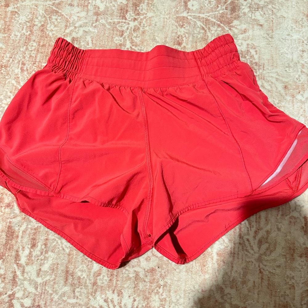 Lululemon Hotty Hots size 4